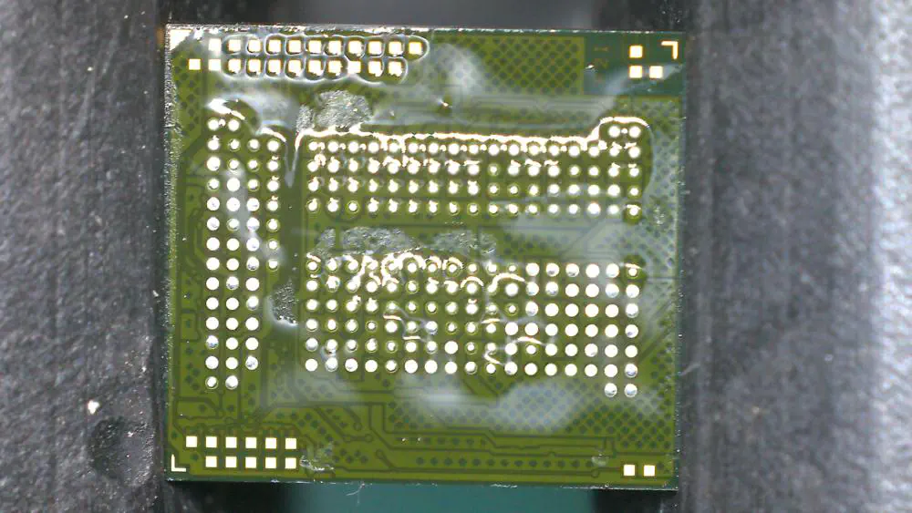 Flash Underside